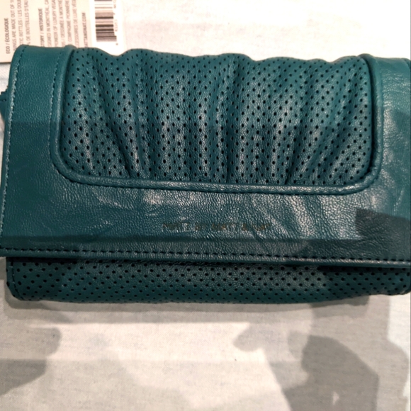 Matt & Nat Accessories - Teal Matt and Nat wallet